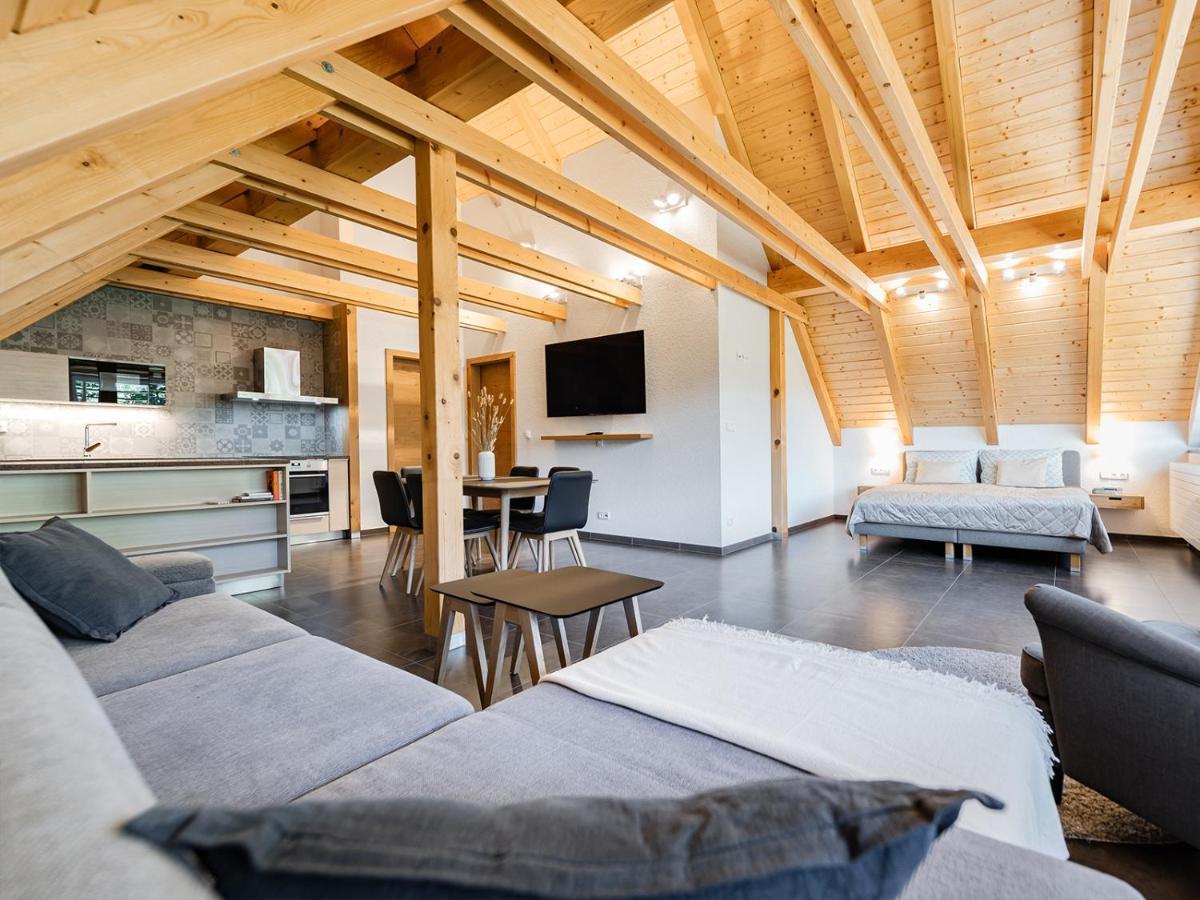 Apartmany Petruska เปตส์ปอตสเนซโค ภายนอก รูปภาพ